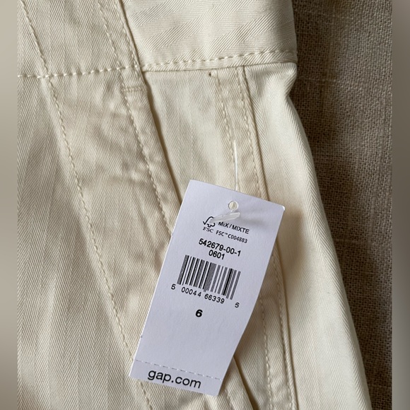 ✨NWT✨ GAP Straight Leg Pants, Monochrome Stripe Ivory - Picture 4 of 5